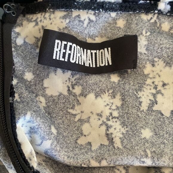 Reformation 90s Style Floral Velvet Spaghetti Strap Mini Slip Dress - Picture 5 of 6